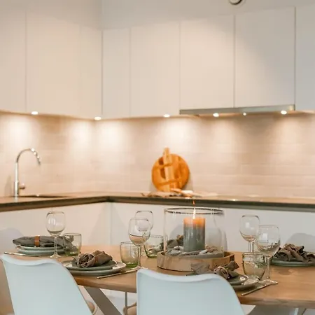 Huswell - Bright In Sky Garden With Terrace Дом отдыха