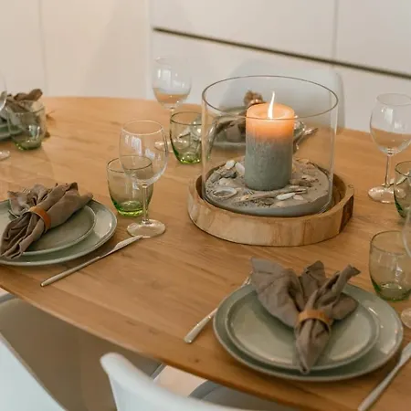 Huswell - Bright In Sky Garden With Terrace Feriehus *