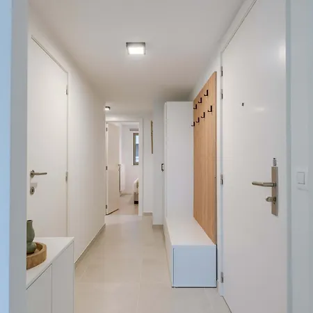 Huswell - Bright In Sky Garden With Terrace Oostende