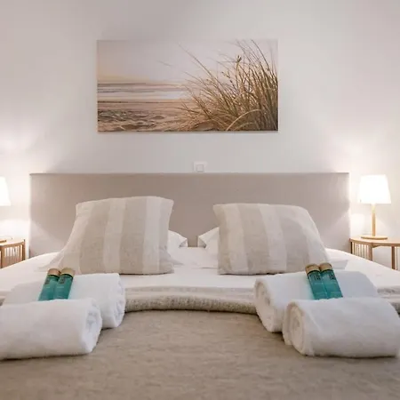 Feriehus Huswell - Bright In Sky Garden With Terrace