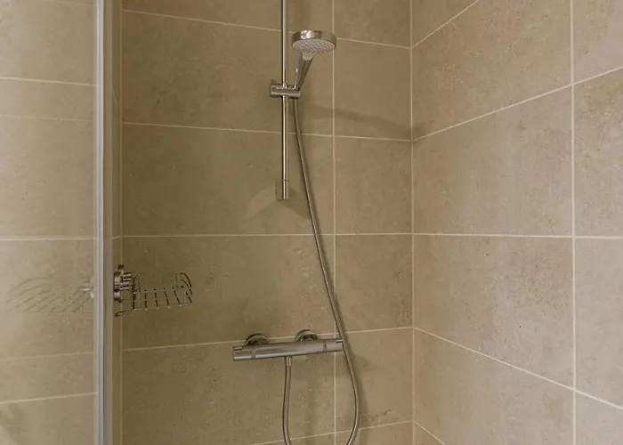 Huswell - Bright In Sky Garden With Terrace بيت للعطل