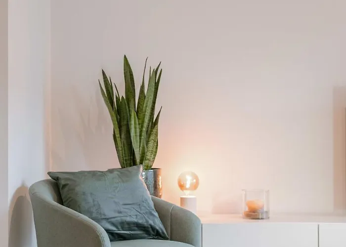 Huswell - Bright In Sky Garden With Terrace * أوستيند